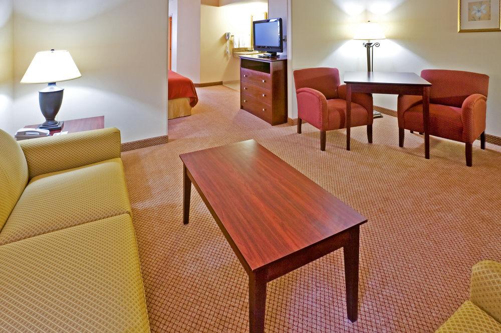 Holiday Inn Express & Suites Irving Conv Ctr - Las Colinas By Ihg Bagian luar foto
