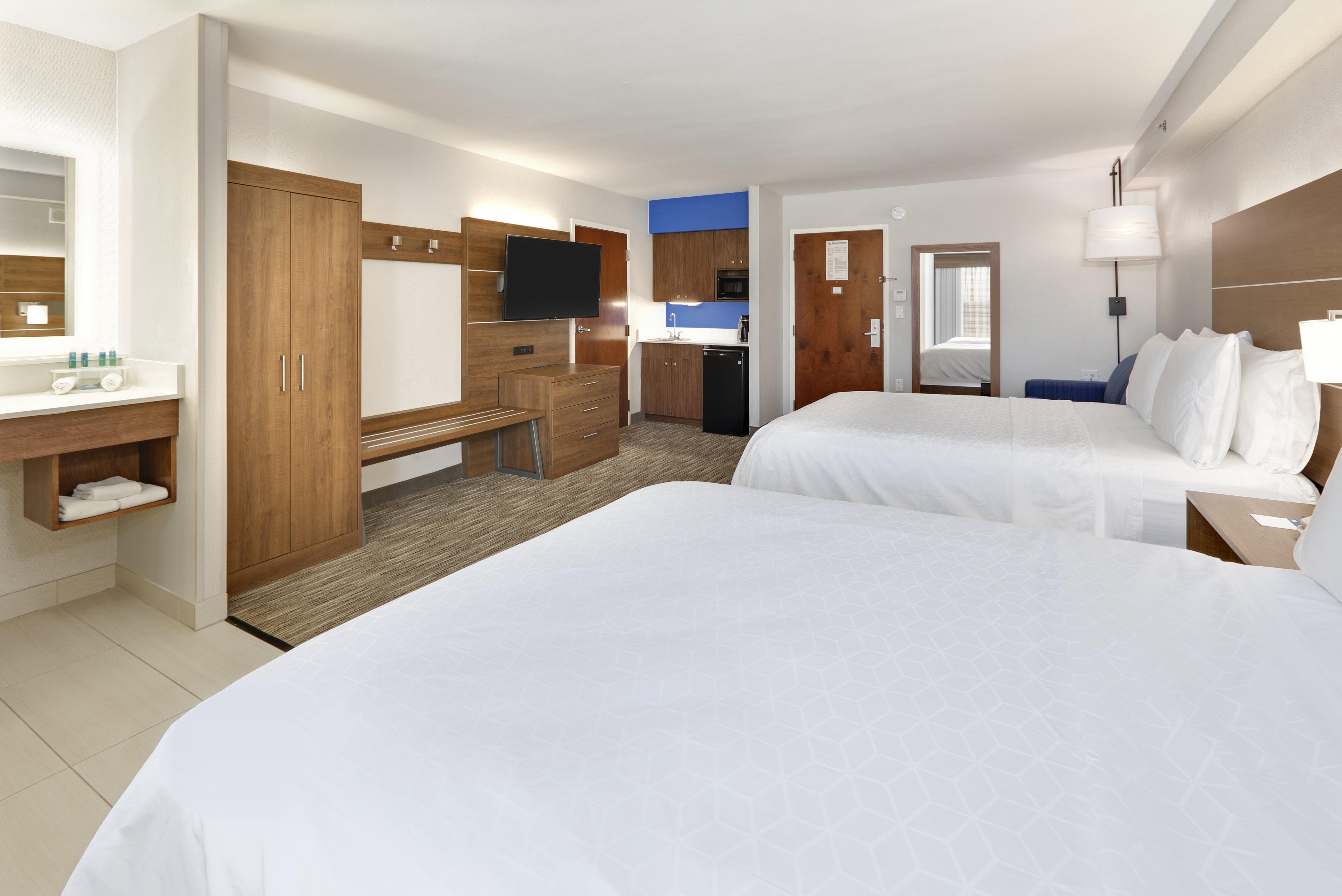Holiday Inn Express & Suites Irving Conv Ctr - Las Colinas By Ihg Bagian luar foto