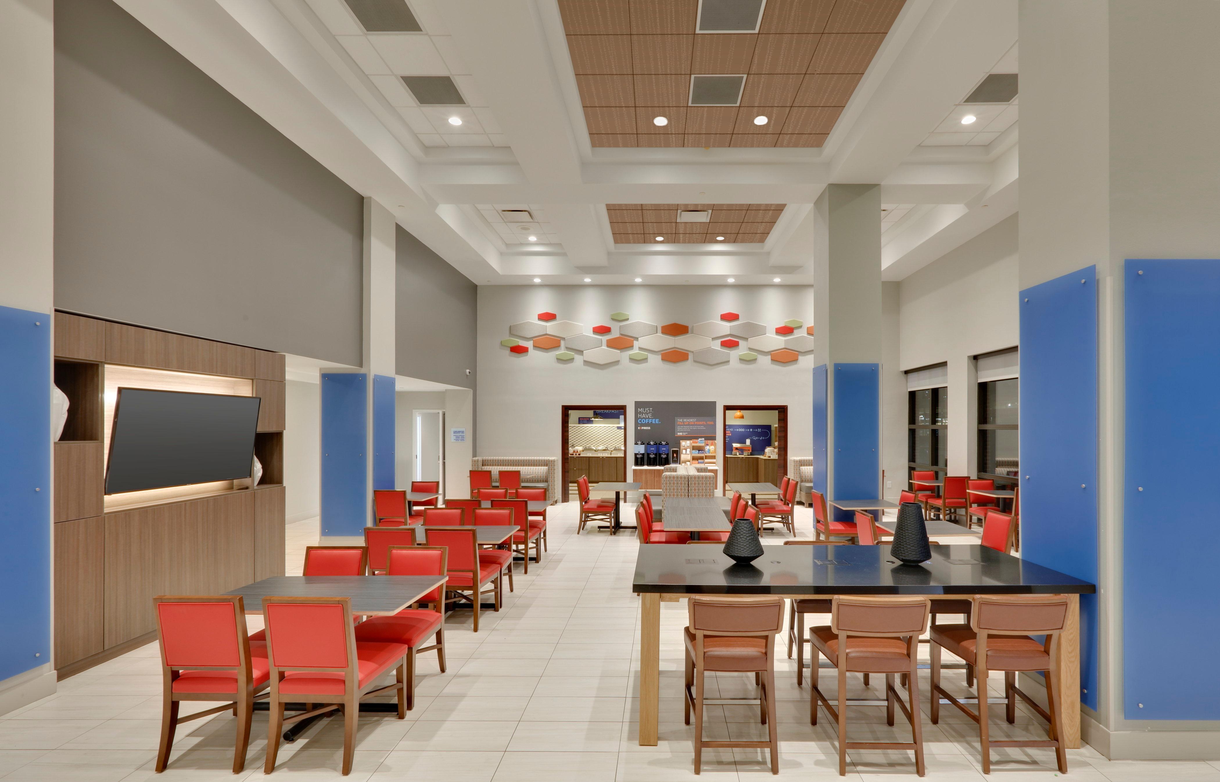 Holiday Inn Express & Suites Irving Conv Ctr - Las Colinas By Ihg Bagian luar foto