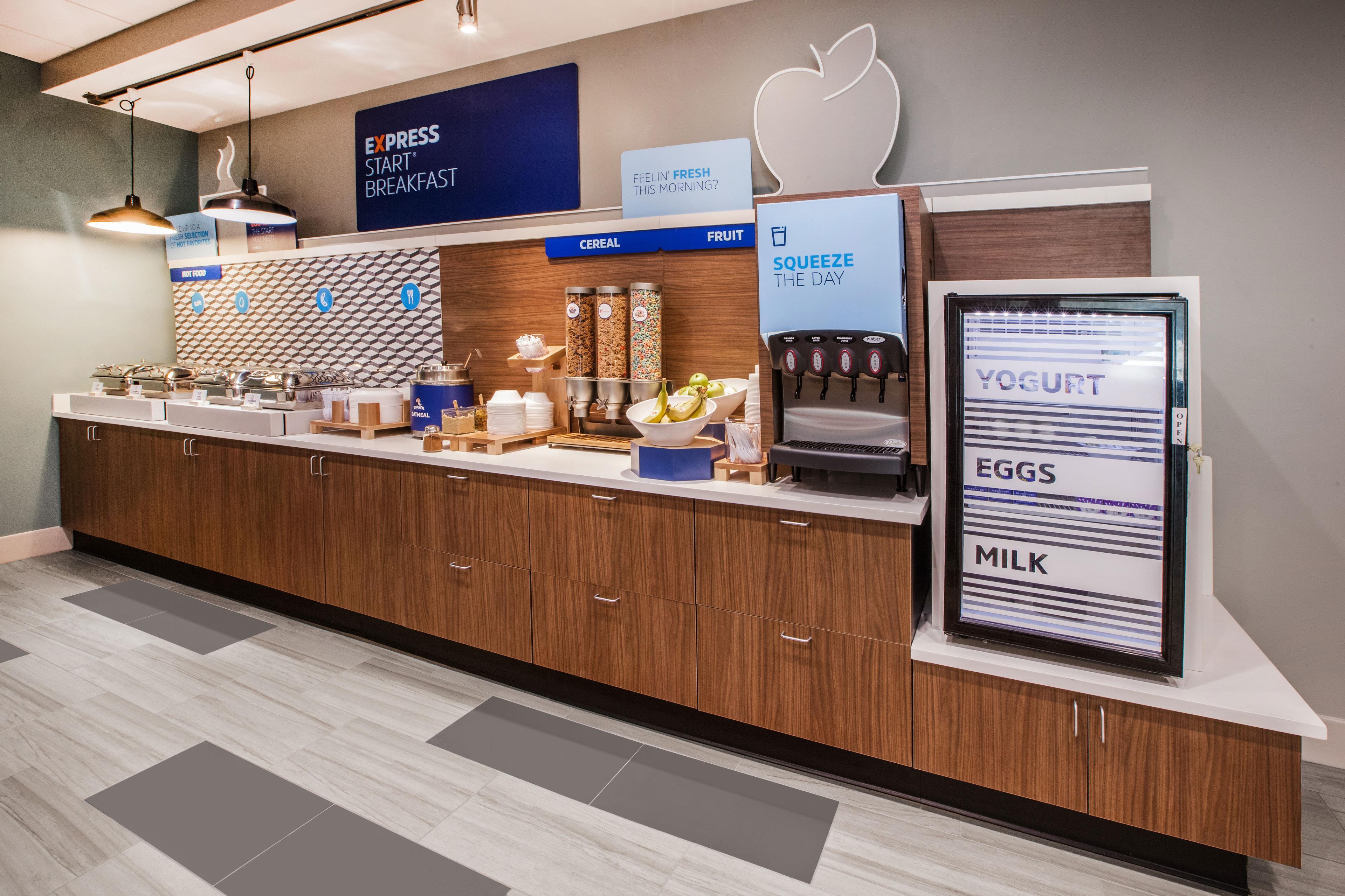 Holiday Inn Express & Suites Irving Conv Ctr - Las Colinas By Ihg Bagian luar foto