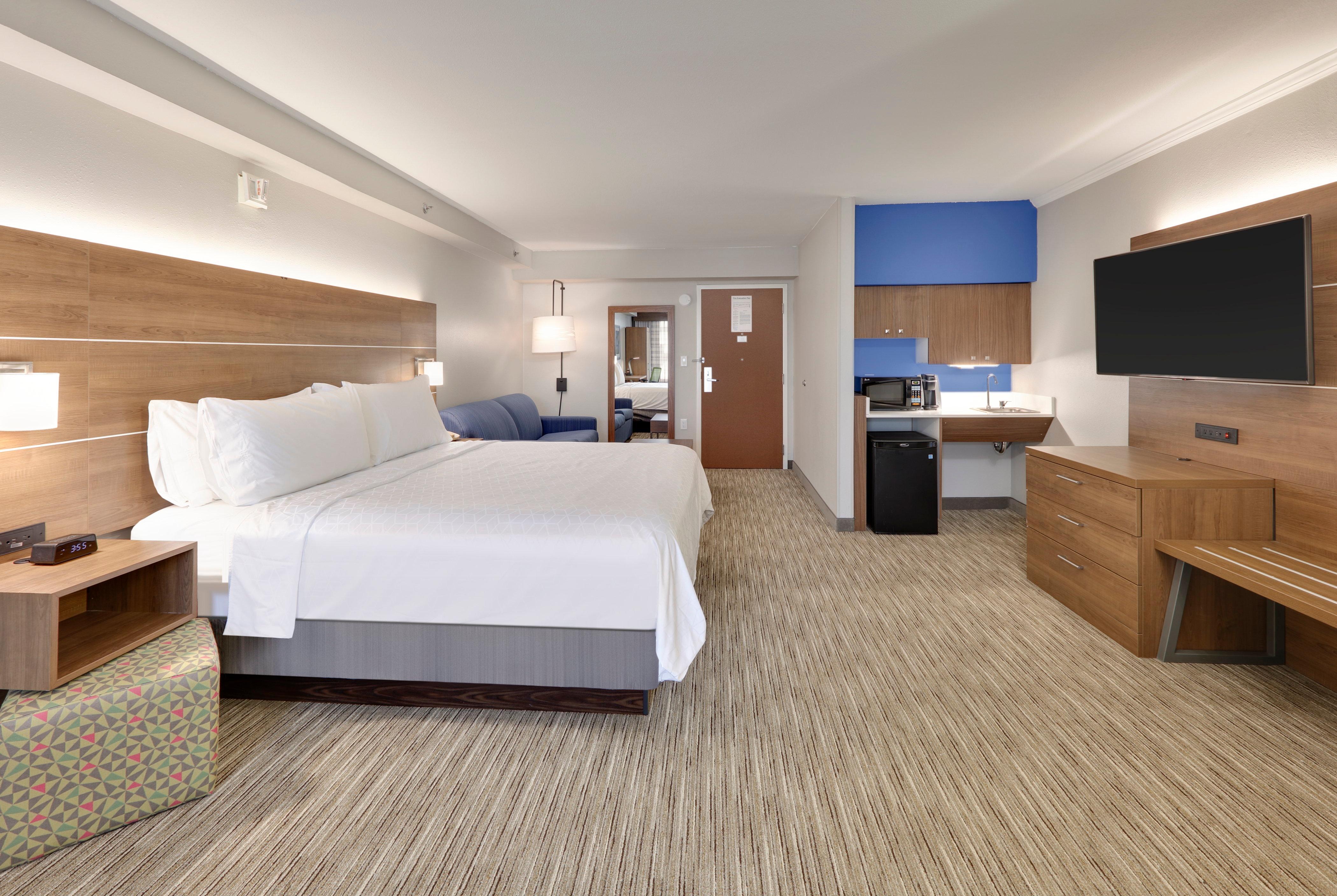 Holiday Inn Express & Suites Irving Conv Ctr - Las Colinas By Ihg Bagian luar foto