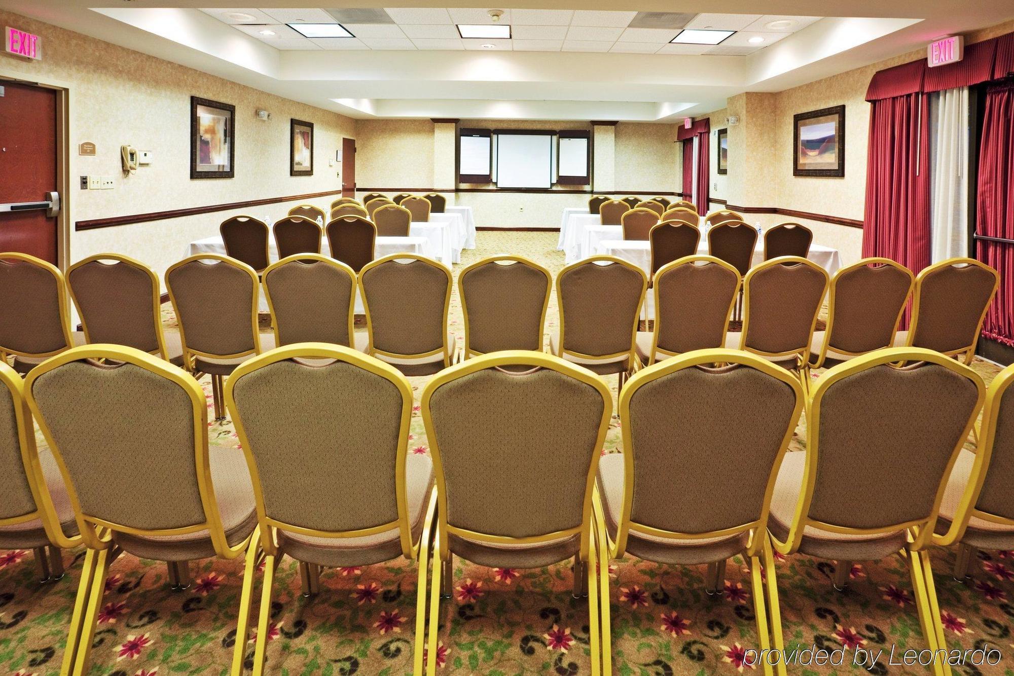 Holiday Inn Express & Suites Irving Conv Ctr - Las Colinas By Ihg Fasilitas foto